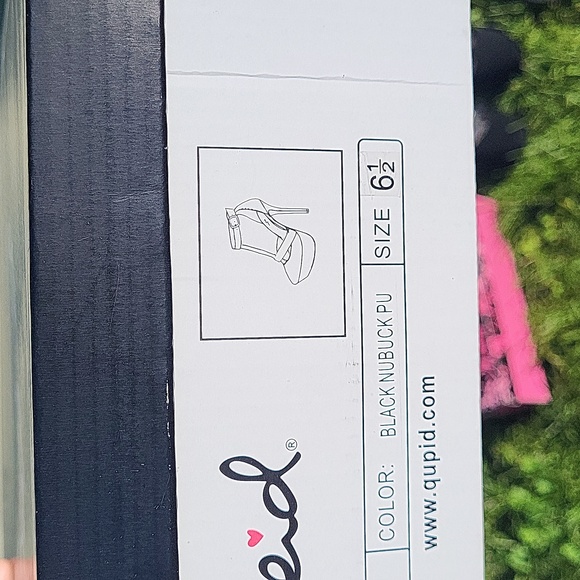 Stilettos - Picture 6 of 6